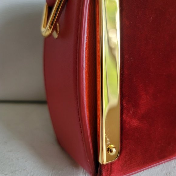 ❌️SOLD❌️ Alexander McQueen Box Velvet 16 Red Gold Leather Shoulder Bag Square - Picture 16 of 16